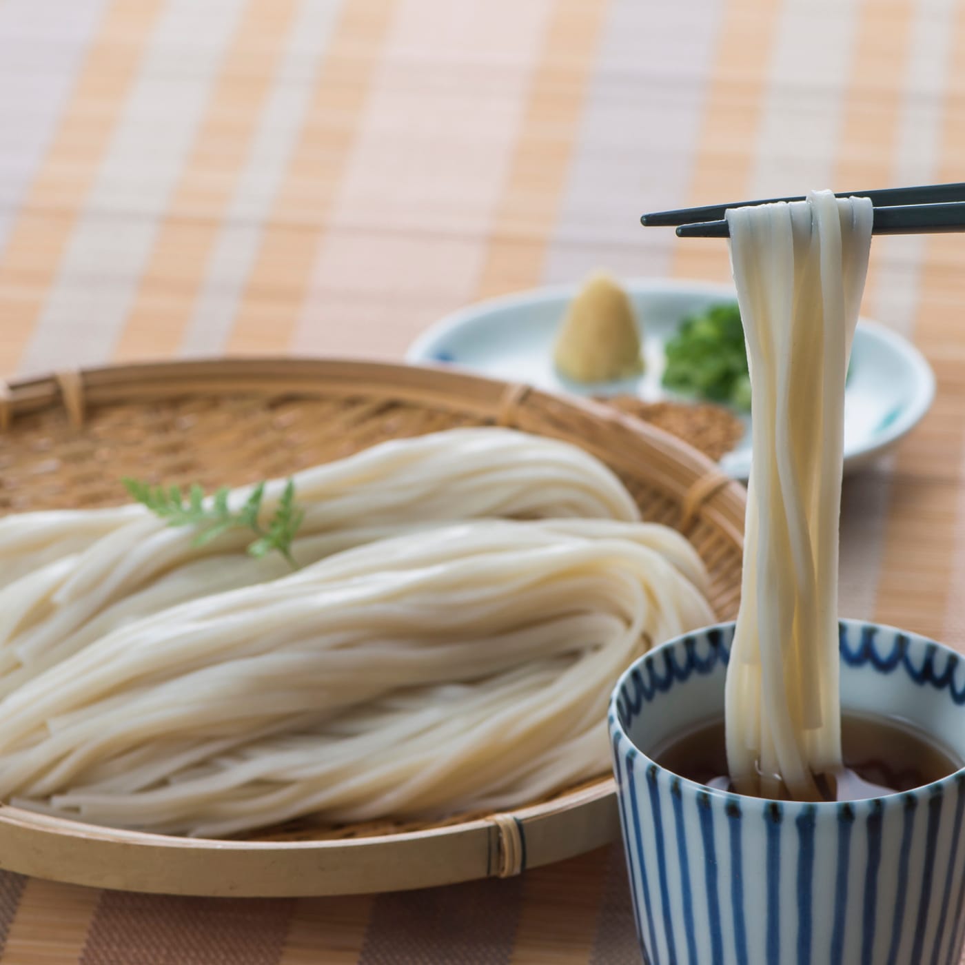 Yotsui Seimen Jukusei Udon
