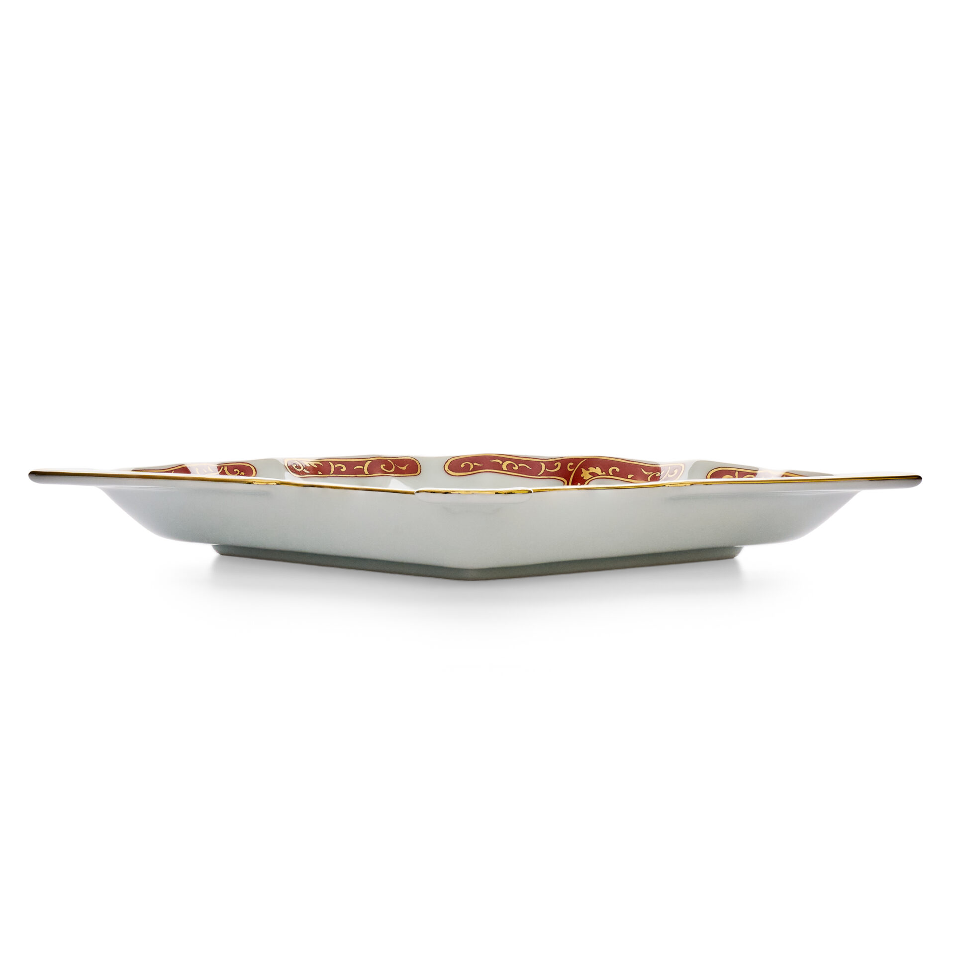 Rinkurou Klin Red Phoenix Fan-Shaped Plate 24.5 cm (Side View)